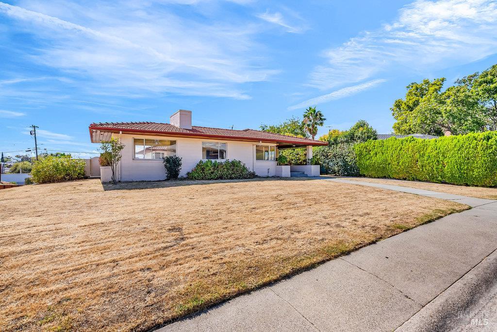 Rio Vista, California 94571, United States, 6 Bedrooms Bedrooms, ,2 BathroomsBathrooms,Residential,Active,225609