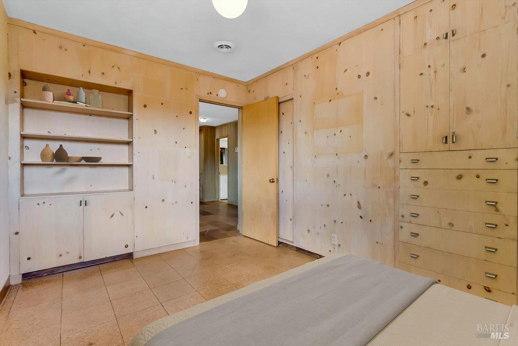 Rio Vista, California 94571, United States, 6 Bedrooms Bedrooms, ,2 BathroomsBathrooms,Residential,Active,225609