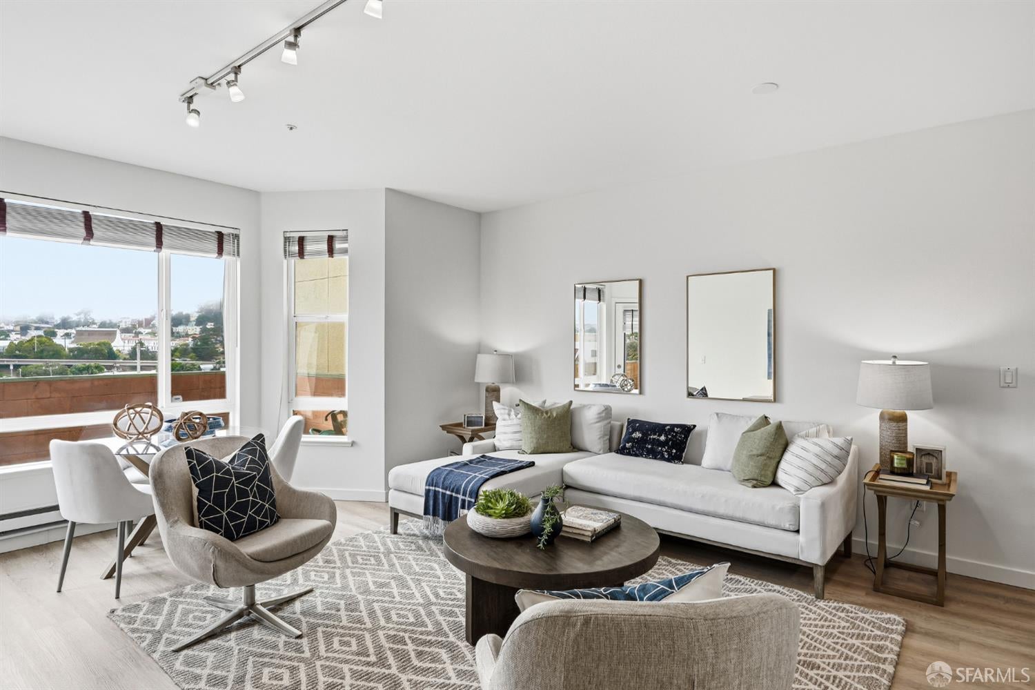 5810 Mission Street 207