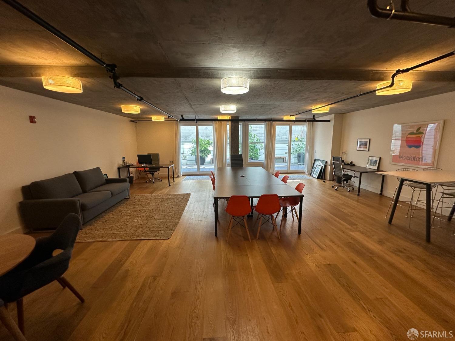 San Francisco, California 94107, United States, ,1 BathroomBathrooms,Commercial,Active,38222