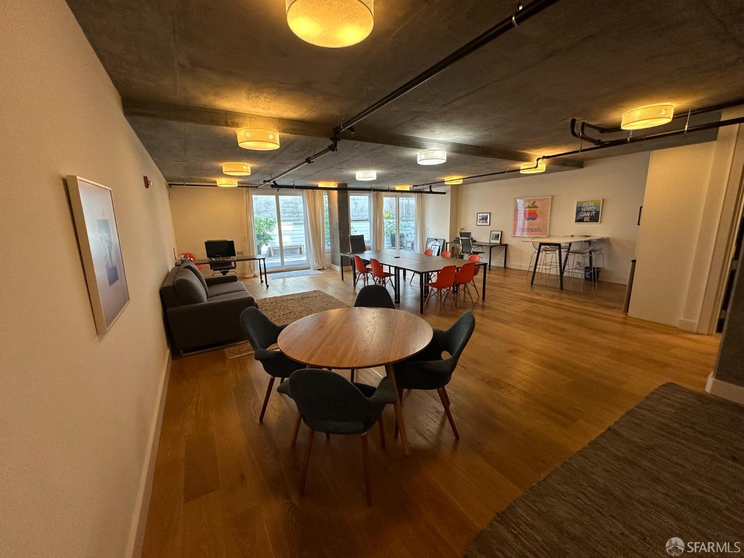 San Francisco, California 94107, United States, ,1 BathroomBathrooms,Commercial,Active,38222