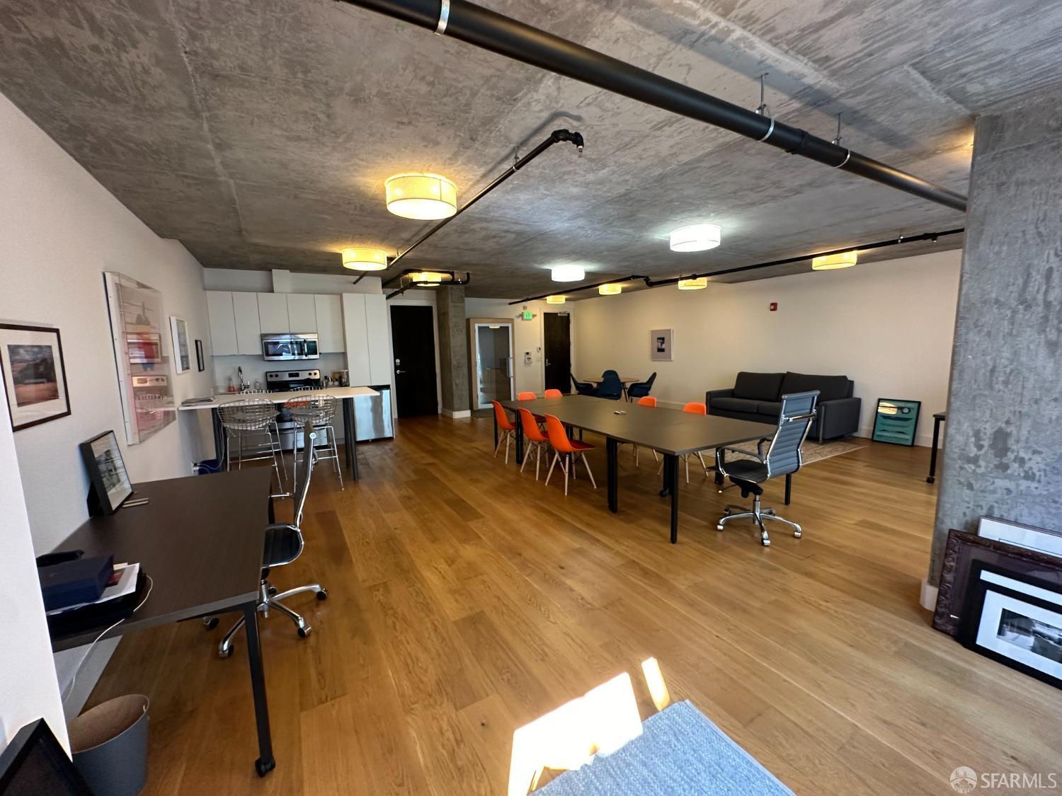 San Francisco, California 94107, United States, ,1 BathroomBathrooms,Commercial,Active,38222