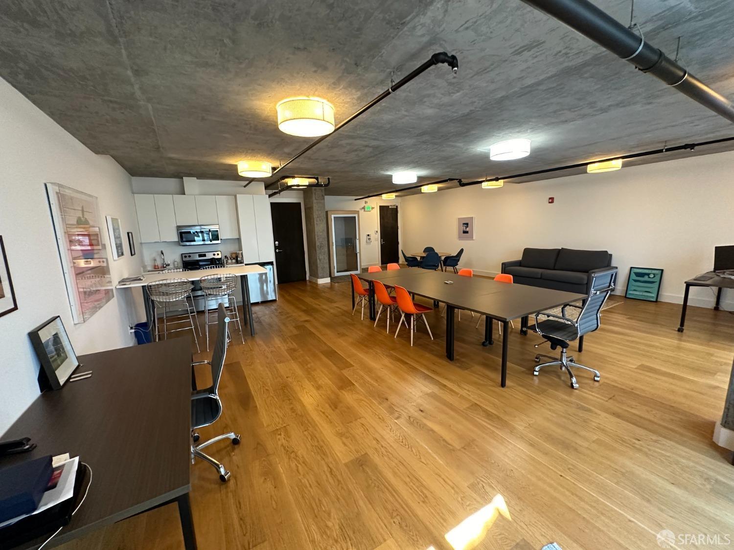 San Francisco, California 94107, United States, ,1 BathroomBathrooms,Commercial,Active,38222