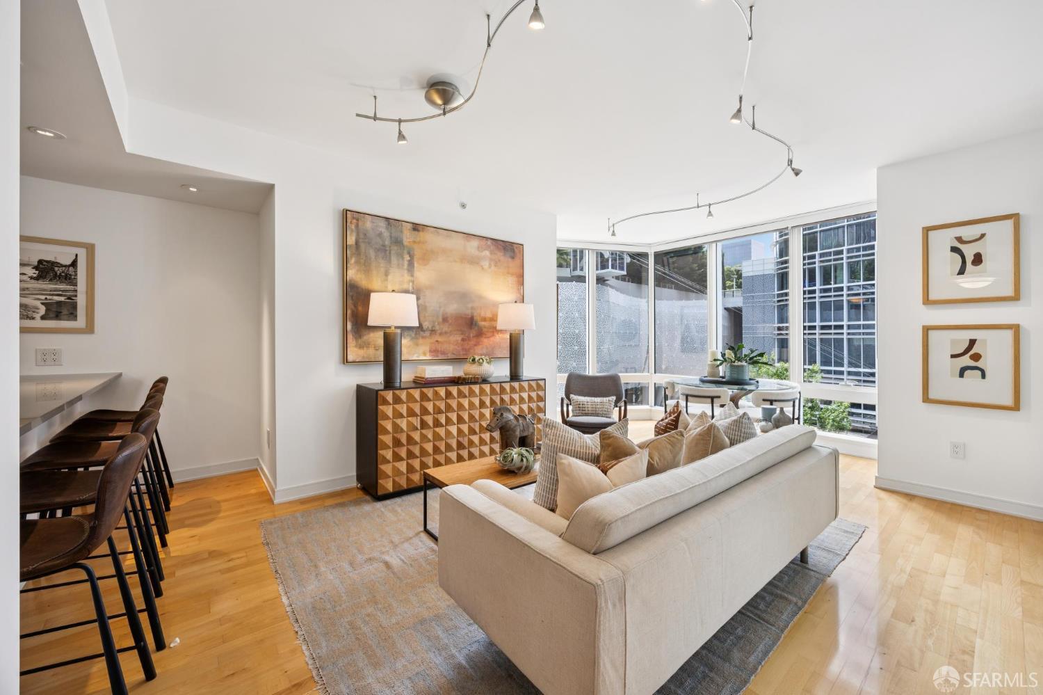301 Mission Street 5H