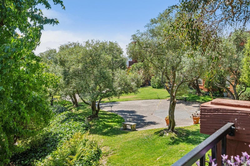 574 Seaver Drive