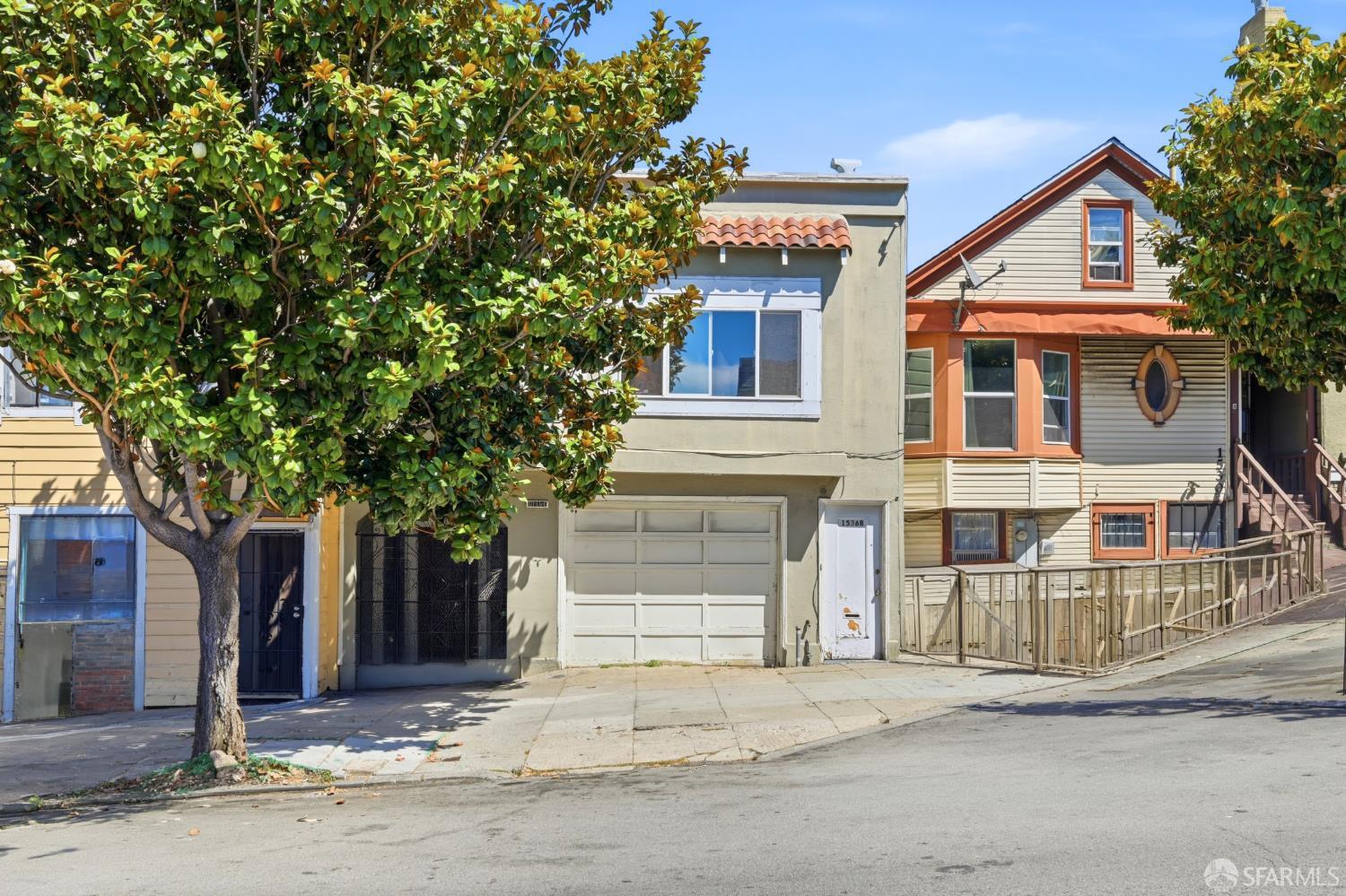 1534 Palou Avenue, San Francisco CA 94124