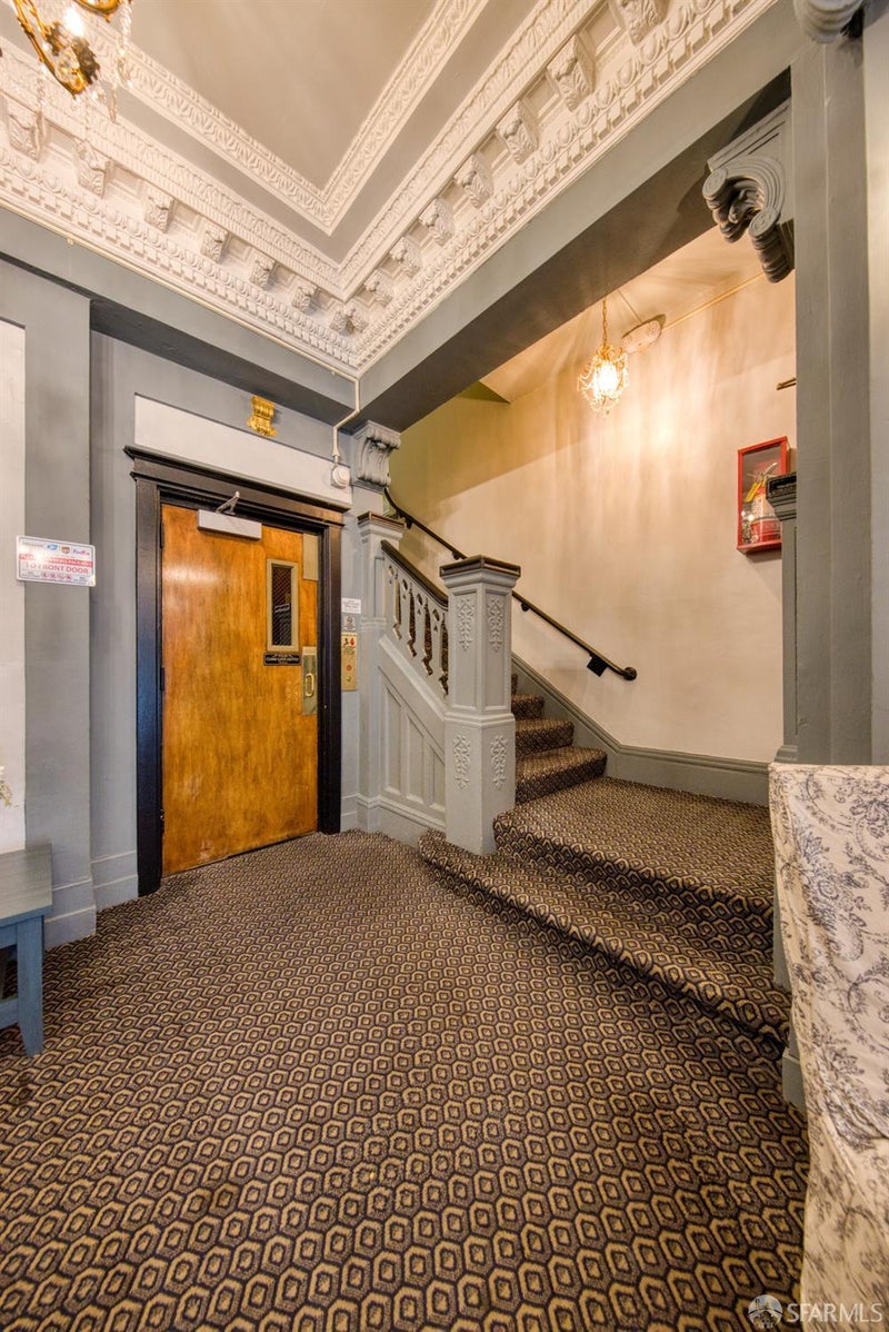 555 Taylor Street