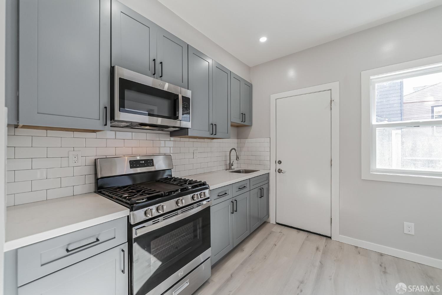 425-431 Linden Street