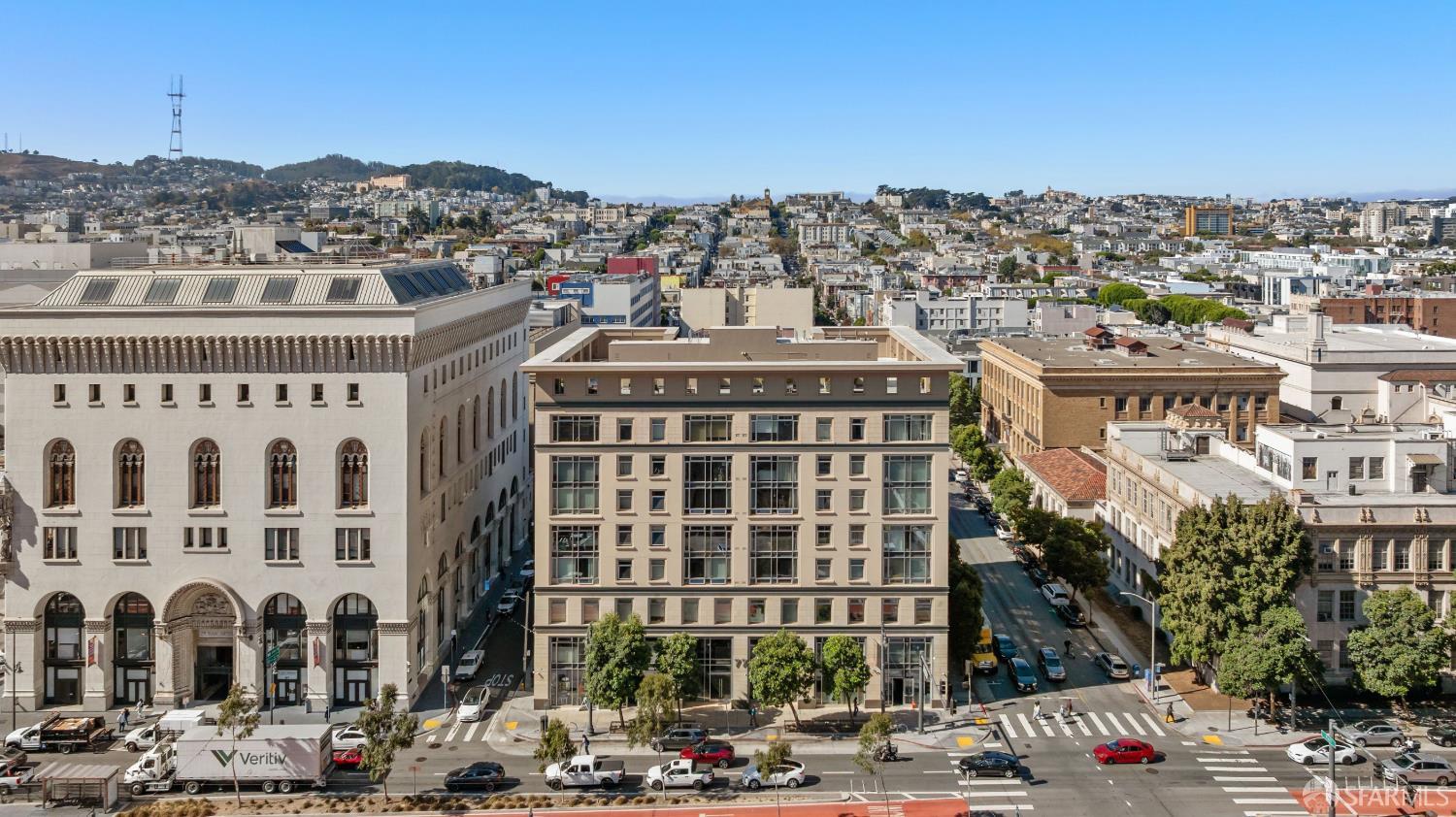 77 Van Ness Avenue 403