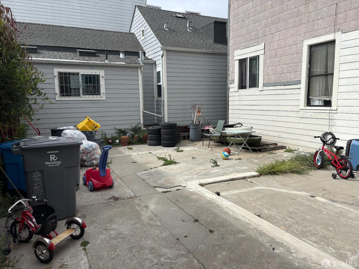 2437-2441 24th Street