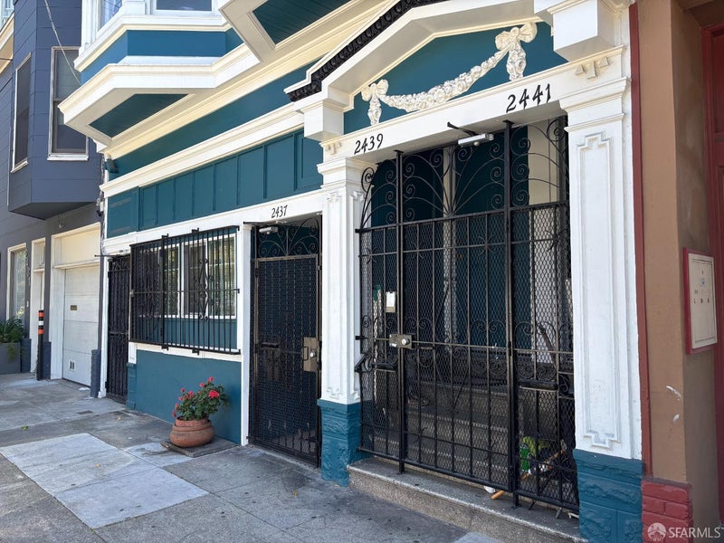 2437-2441 24th Street