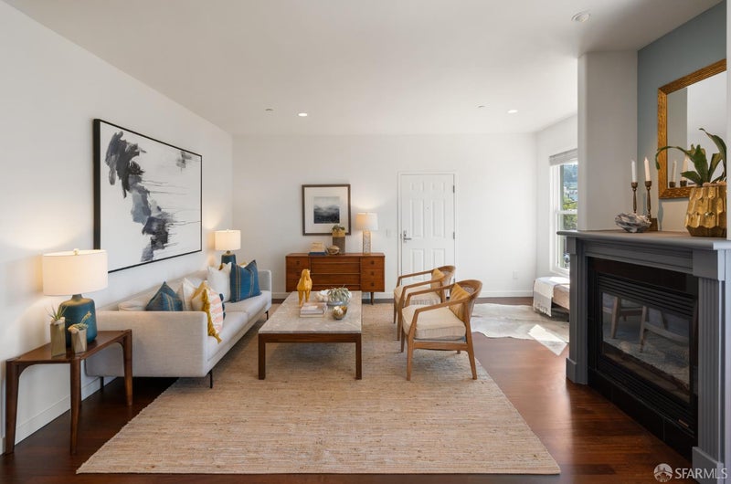 199 Tiffany Avenue 304