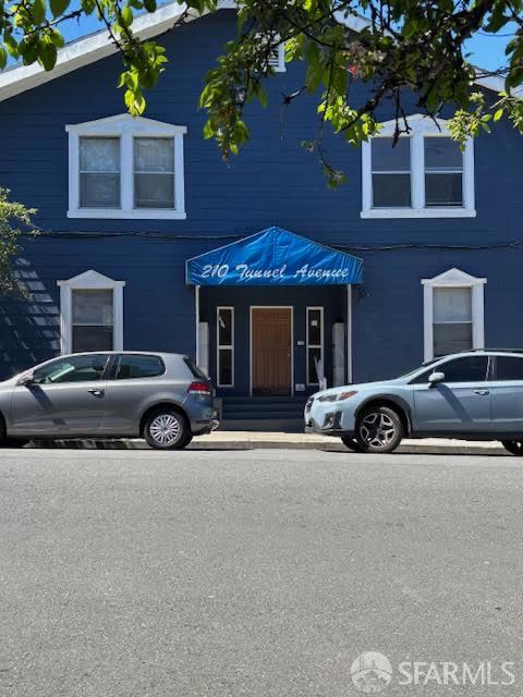 210 Tunnel Avenue