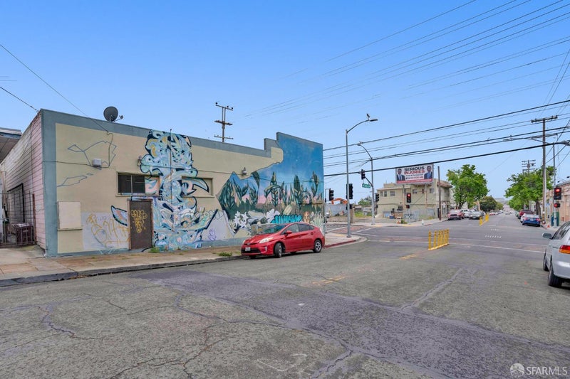 5300 Foothill Boulevard