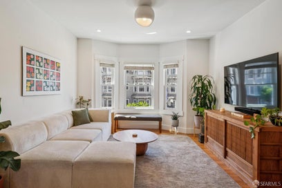 1100 Leavenworth Street 3 San Francisco CA 94109