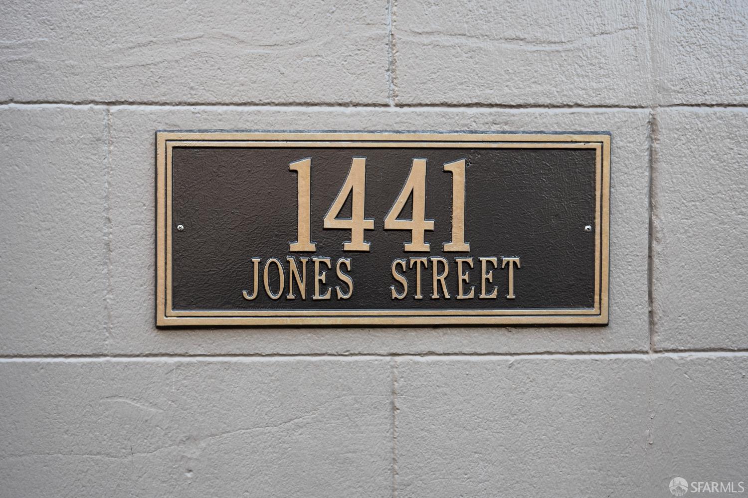 1441 Jones Street 301