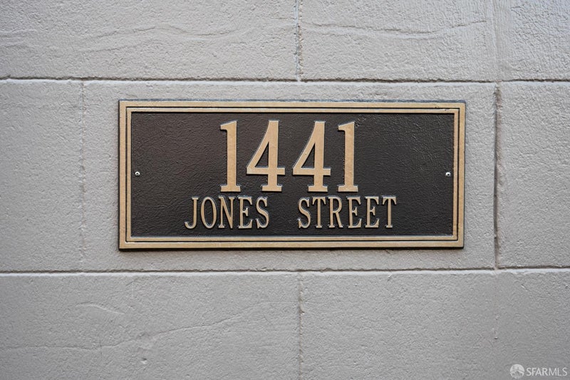 1441 Jones Street 301