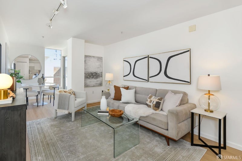 81 Frank Norris Street 406