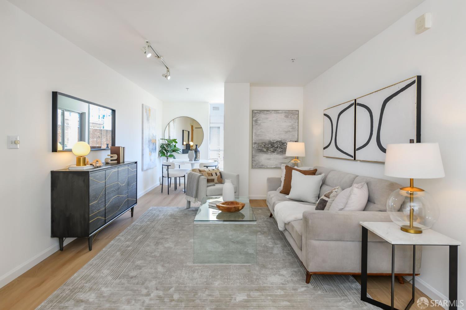 81 Frank Norris Street 406
