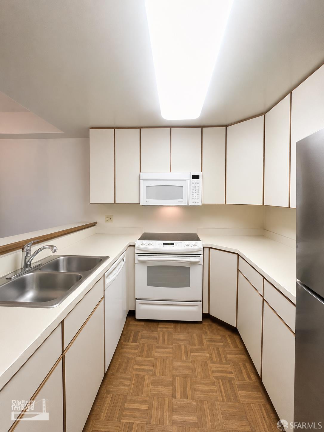 601 NW Van Ness Avenue 110