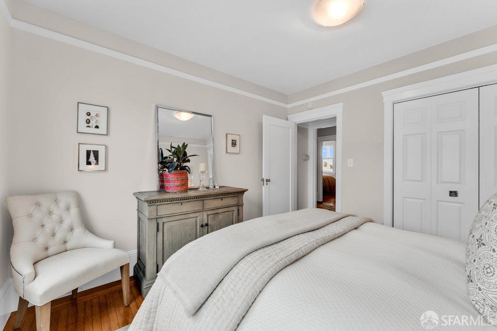 San Francisco, California 94112, United States, 3 Bedrooms Bedrooms, ,2 BathroomsBathrooms,Residential,Active,212328