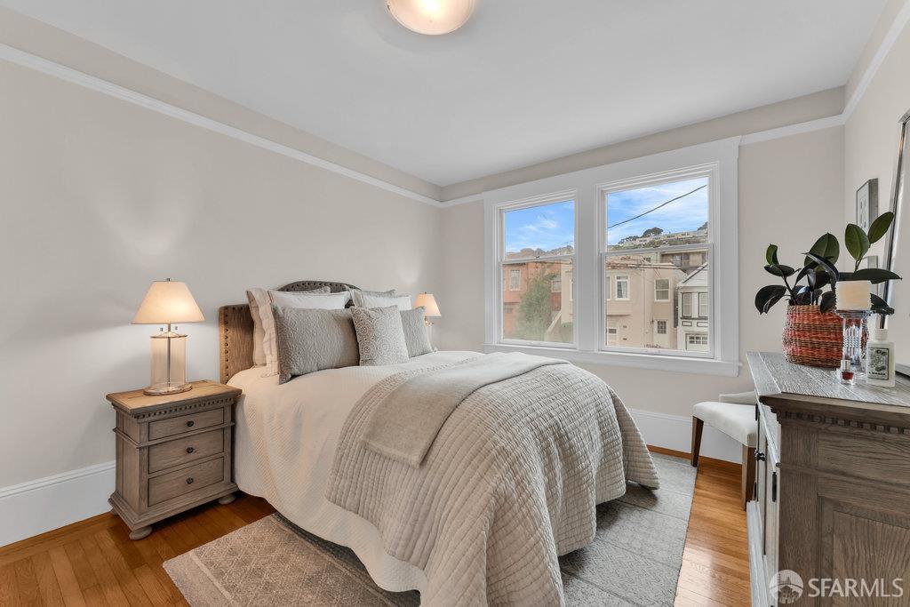 San Francisco, California 94112, United States, 3 Bedrooms Bedrooms, ,2 BathroomsBathrooms,Residential,Active,212328