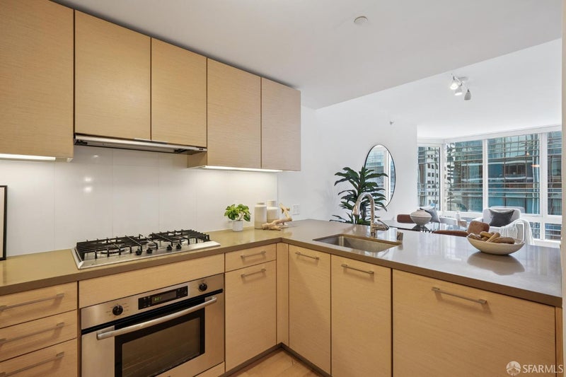 301 Mission Street 12D