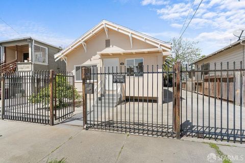 1305 76th Avenue, Oakland, CA 94621 - #: 425021158