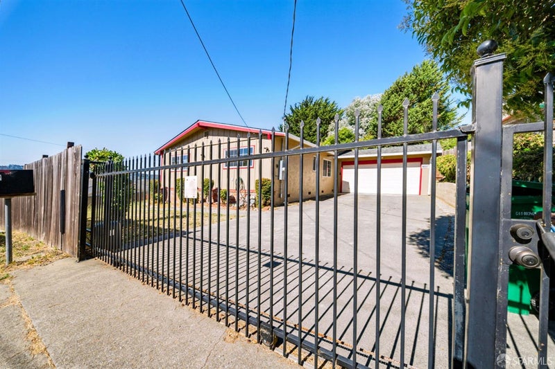 9 Marvin Court