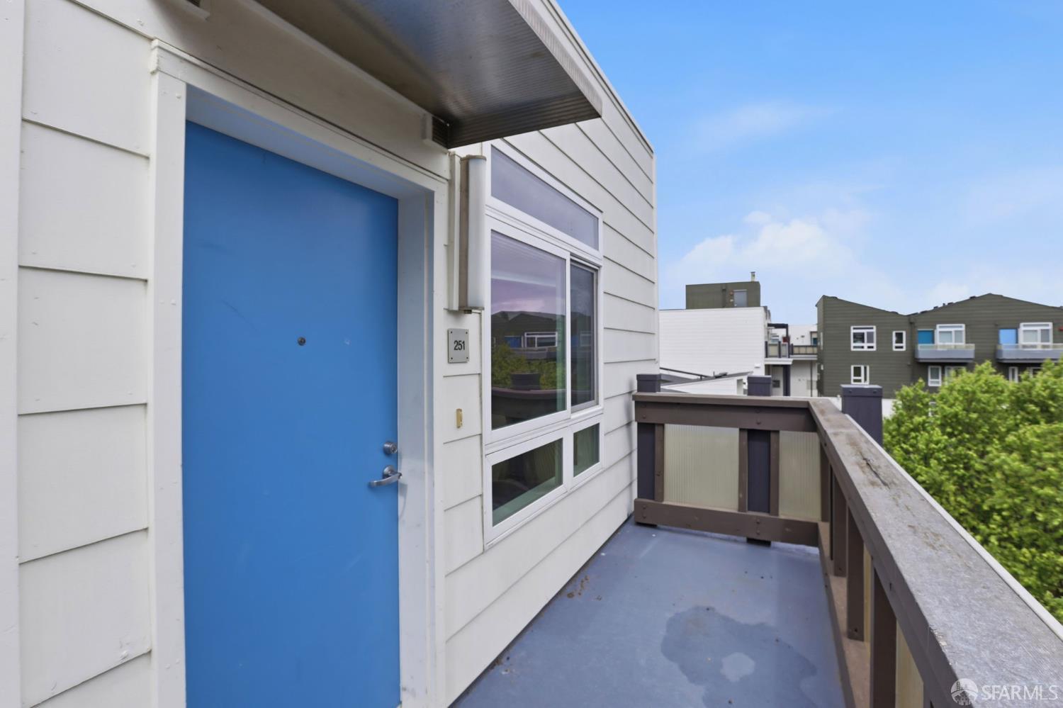 1740 Bancroft Avenue 251