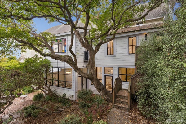 405 HOFFMAN AVE, SAN FRANCISCO, CA 94114 - Image da2cf42c42dc3536f208f66d9d78c796/3160983239