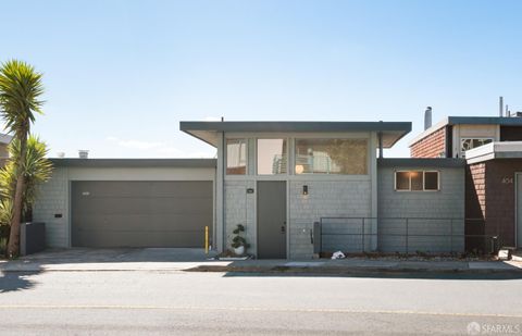 Photo of 408 Gold Mine Drive, San Francisco, CA 94131 (MLS # 425085036) Photo of 408 Gold Mine Drive, San Francisco, CA 94131 (MLS # 425085036)