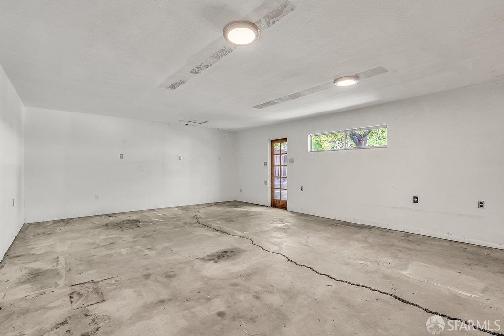 Pleasant Hill, California 94523, United States, 3 Bedrooms Bedrooms, ,2 BathroomsBathrooms,Residential,Active,173033