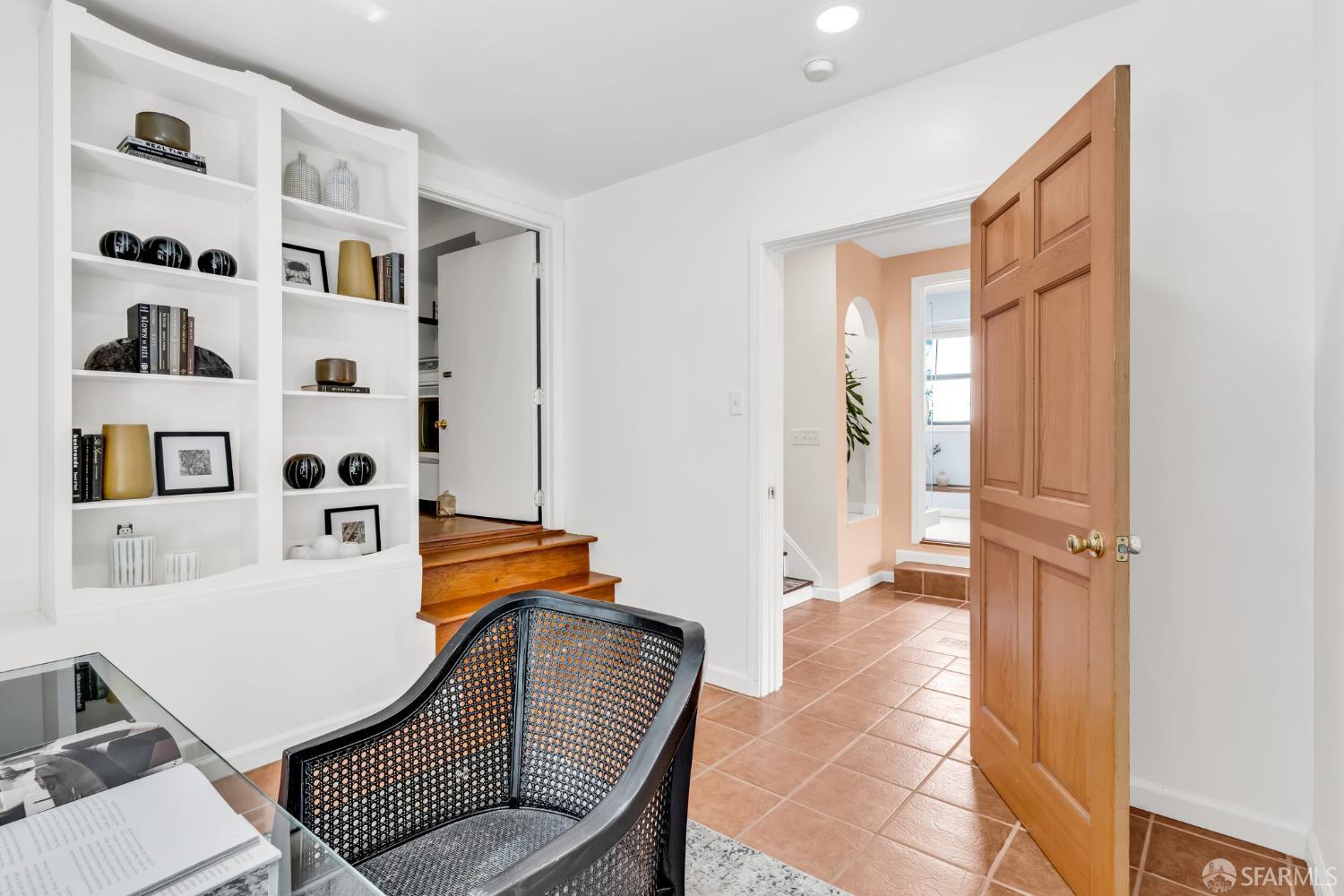 San Francisco, California 94127, United States, 4 Bedrooms Bedrooms, ,3 BathroomsBathrooms,Residential,Pending,135595