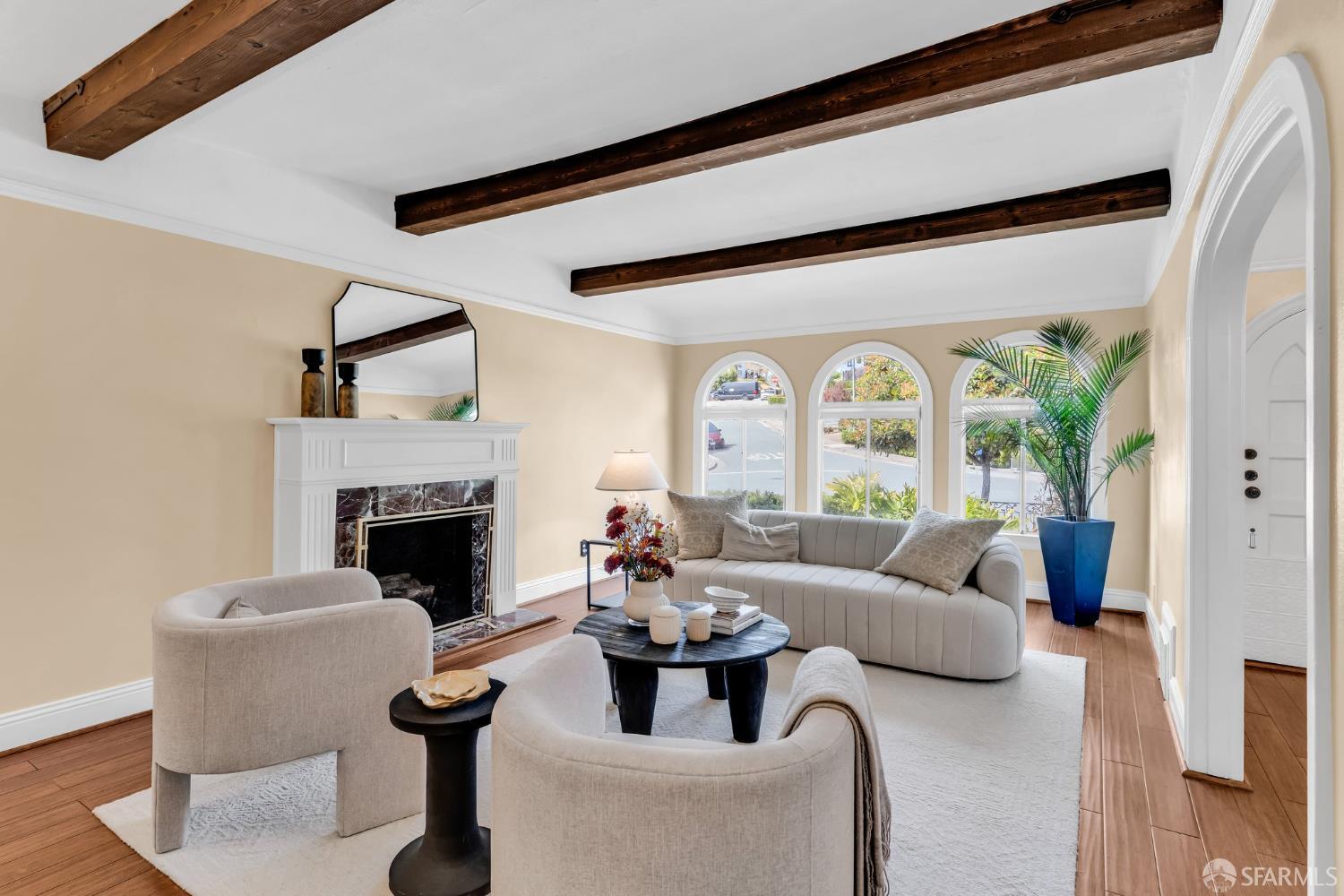 San Francisco, California 94127, United States, 4 Bedrooms Bedrooms, ,3 BathroomsBathrooms,Residential,Pending,135595