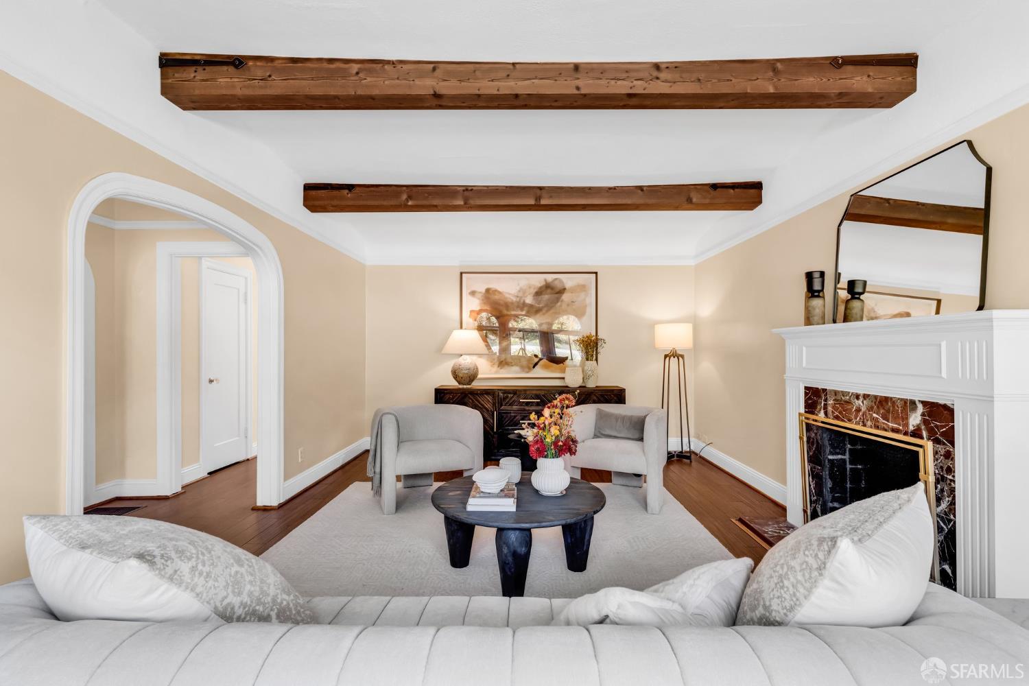 San Francisco, California 94127, United States, 4 Bedrooms Bedrooms, ,3 BathroomsBathrooms,Residential,Pending,135595