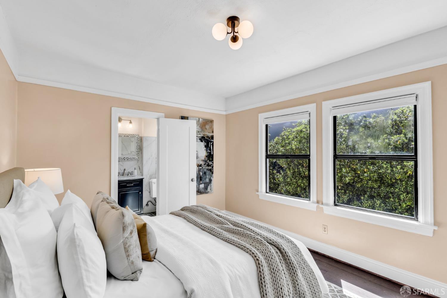 San Francisco, California 94127, United States, 4 Bedrooms Bedrooms, ,3 BathroomsBathrooms,Residential,Pending,135595