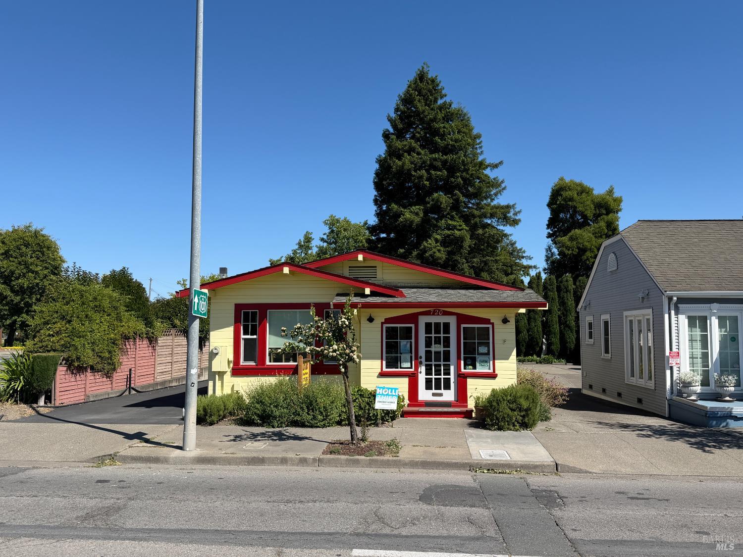 720 E Washington Street