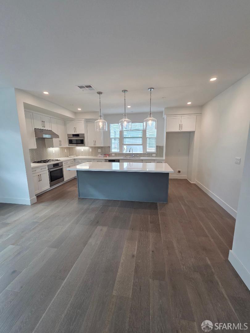 591 Pilgrim Drive, Foster City CA 94404