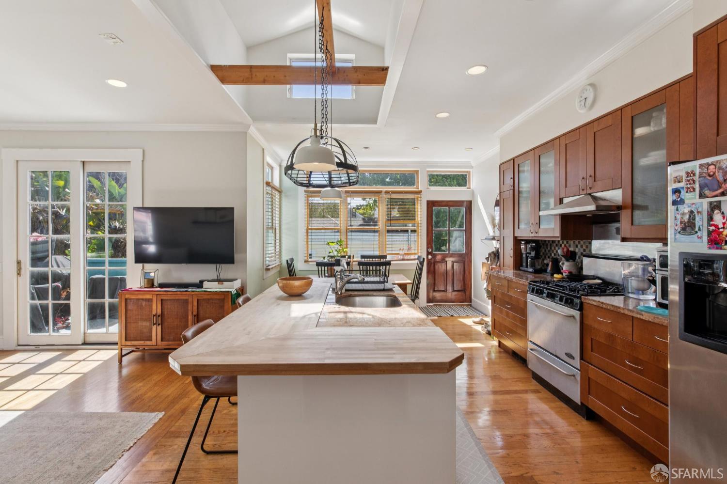 632 Shotwell Street, San Francisco CA 94110
