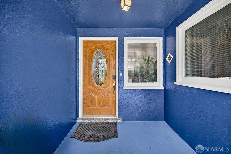 231 Evelyn Way