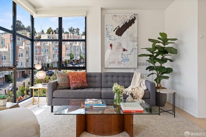 451 Donahue Street 413 San Francisco CA 94124