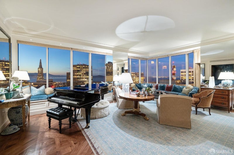 301 Mission Street 52B