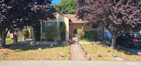 A home in San Leandro