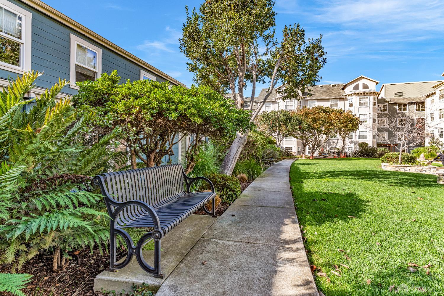 555 10th Street 102