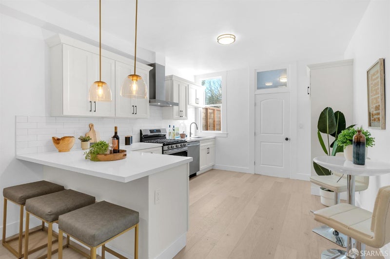 1060 Noe Street 1062A