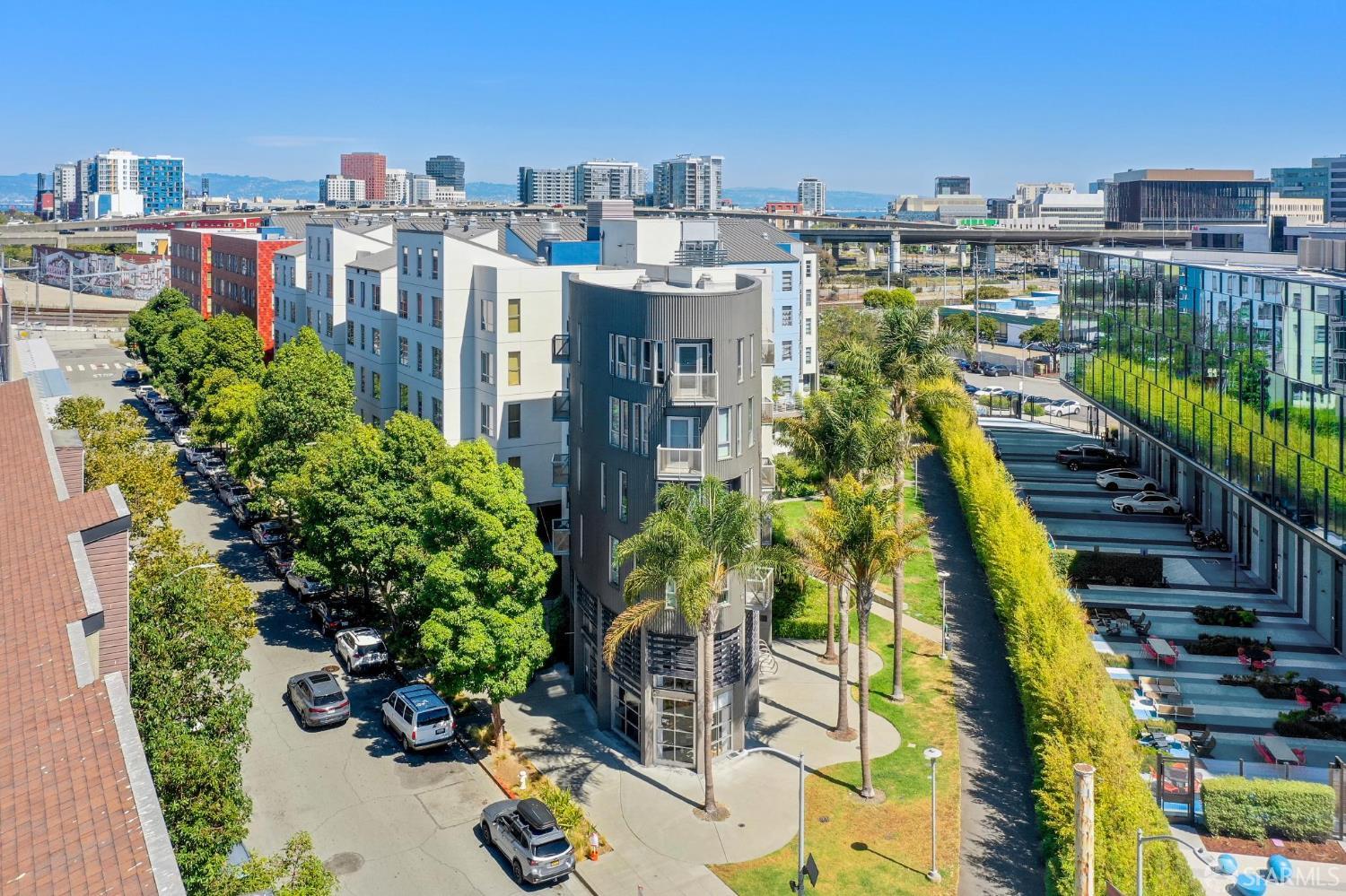 637 King Street R1