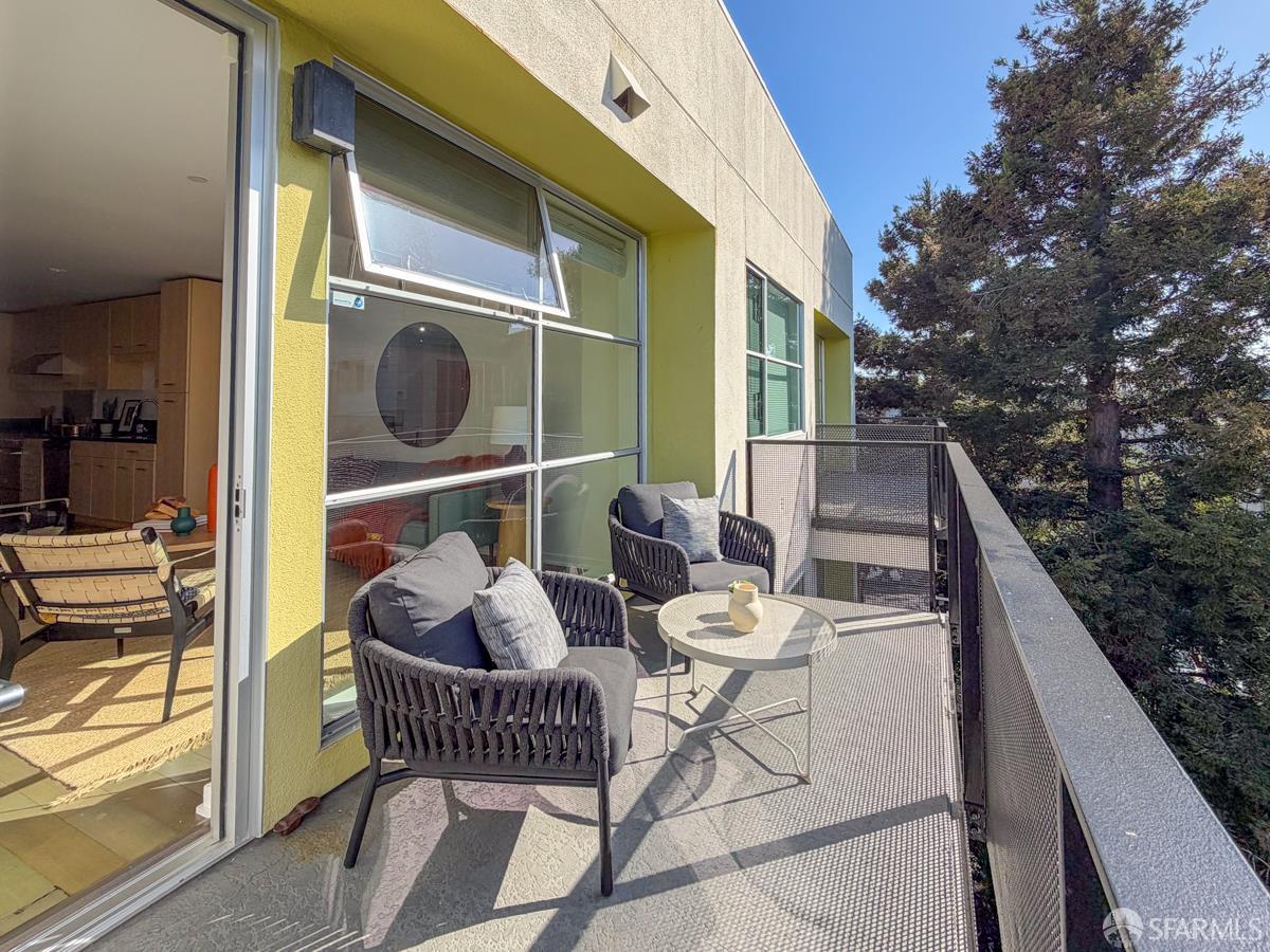 989 20th Street 567