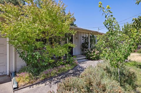 A home in St. Helena