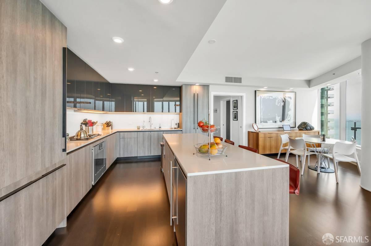 338 Main Street 32B